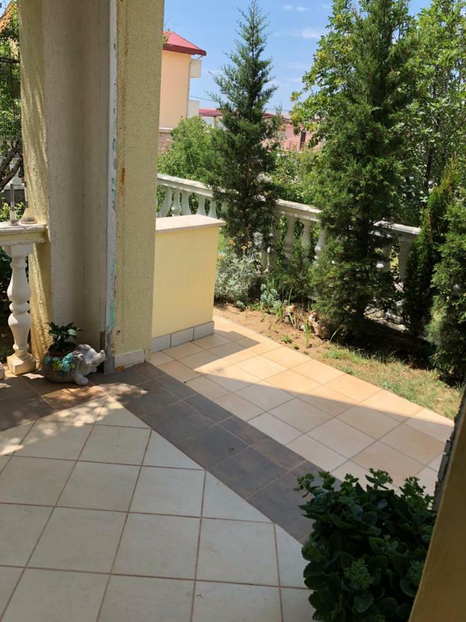 Apartmani Gabi Cesarica Exterior foto