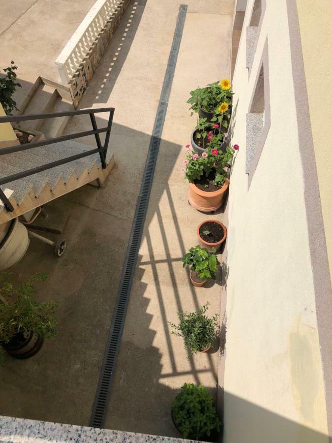 Apartmani Gabi Cesarica Exterior foto
